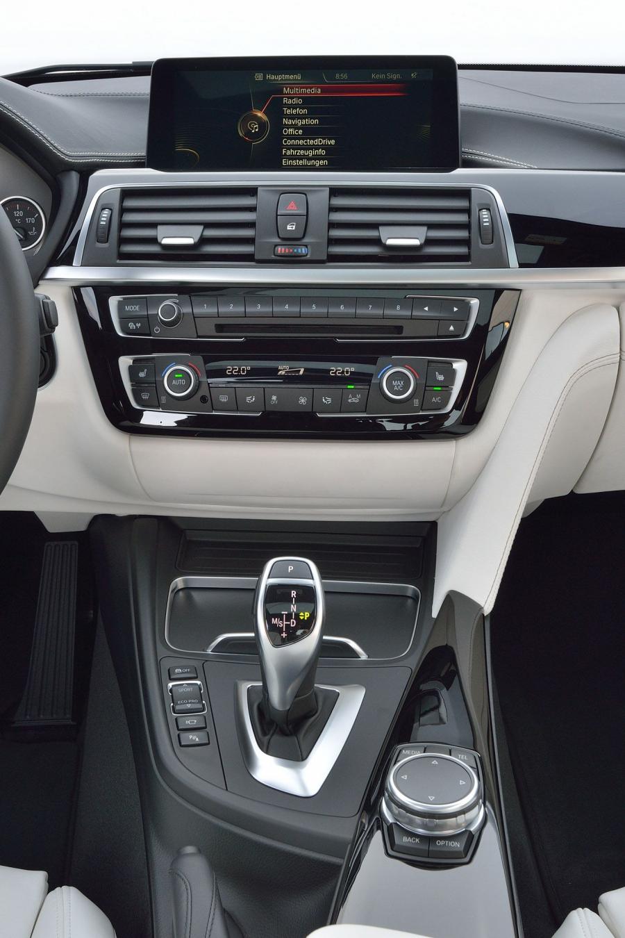  BMW 340i M Sport 2015 года  (фото 10 из 27)